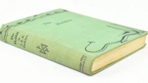 Une première édition du Hobbit retrouvée par hasard aux enchères au Royaume-Uni