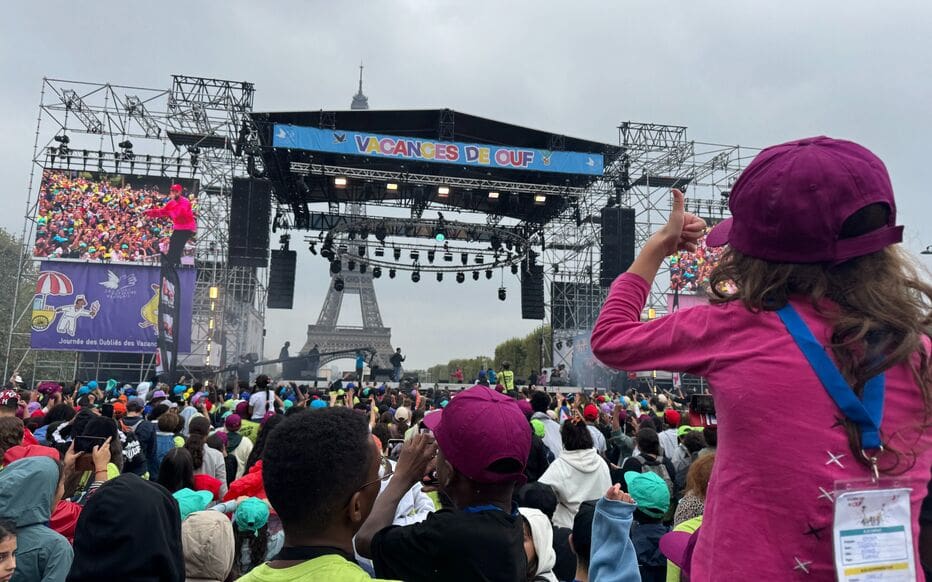 « Vacances de ouf » au Champ-de-Mars : 40 000 enfants fêtés en musique et en solidarité