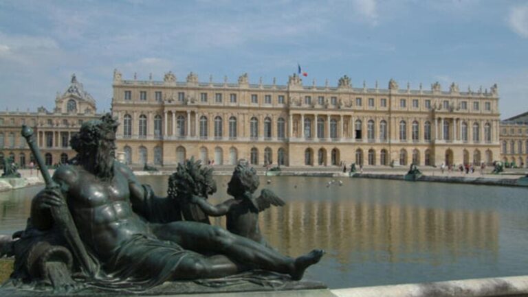 Versailles suit le Louvre : hausse des tarifs pour les visiteurs hors Europe dès janvier 2026