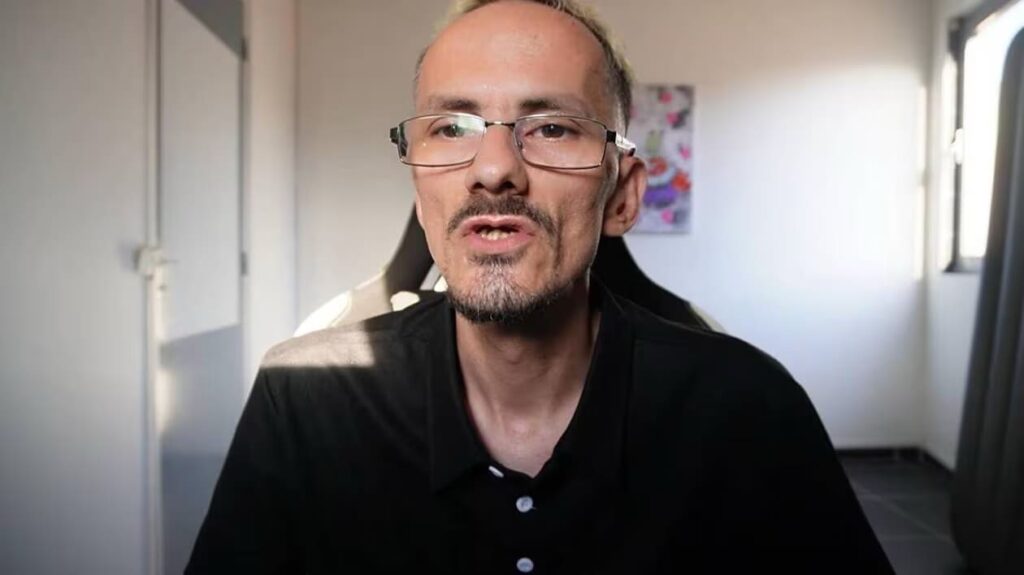 Mort de Jean Pormanove : l’autopsie écarte une intervention extérieure et révèle une cause médicale ou toxicologique