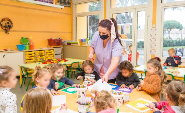 "La France n'est pas un coupe-gorge": un homme abattu après une attaque à la machette devant une école maternelle de La Seyne-sur-Mer