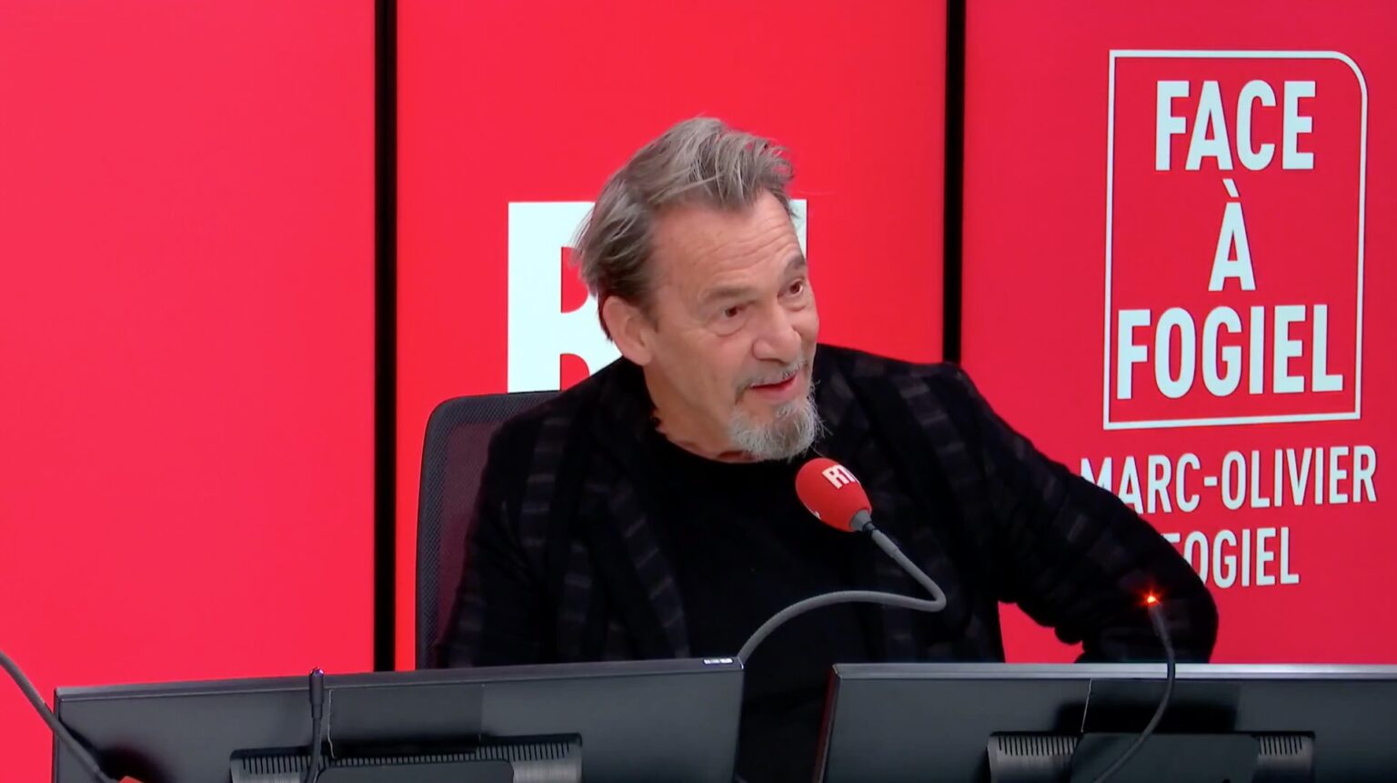 VIDÉO - Florent Pagny sur RTL : "La chasse aux riches, c'est des conneries. Ils font vivre beaucoup de monde." (Capture d'écran RTL)