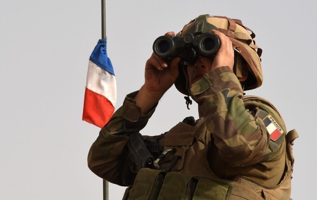 Paris rompt avec Bamako : la France expulse des diplomates maliens et stoppe la coopération antiterroriste
