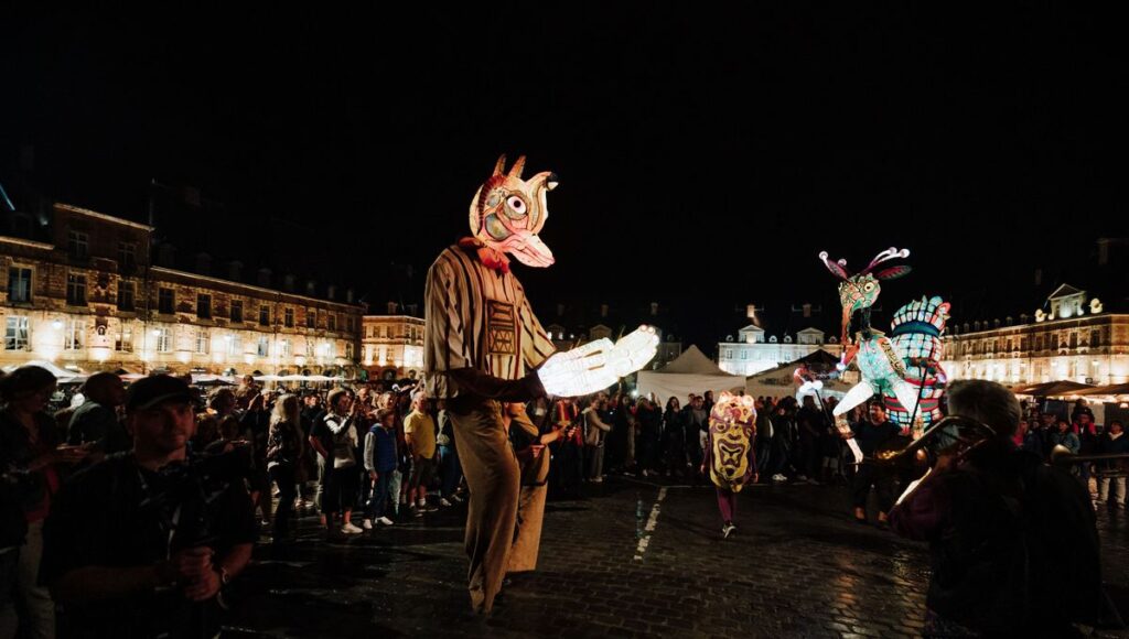 À Charleville-Mézières, la marionnette entre en scène pour parler du réel