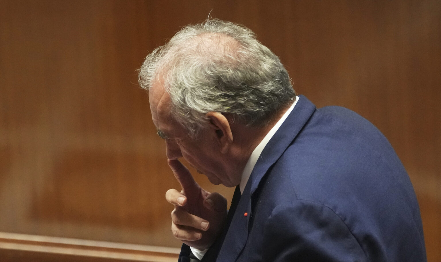 François Bayrou démissionnera ce mardi après sa défaite historique à l’Assemblée (AP Photo/Christophe Ena)