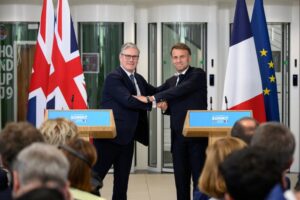 Accord franco-britannique - premiers renvois de migrants attendus cette semaine @AP