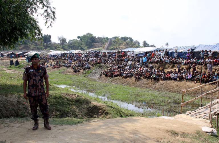 Birmanie : un rapport soutenu par l’ONU accuse l’armée d’avoir rasé des villages rohingyas pour y bâtir des postes militaires