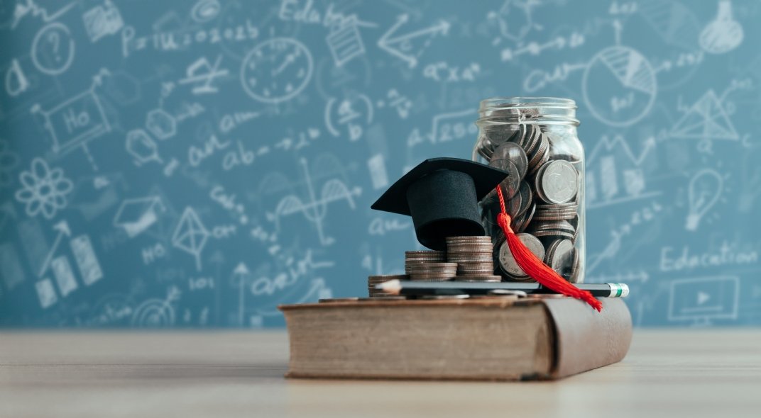 Bourses étudiantes : un système à bout de souffle sous pression des associations