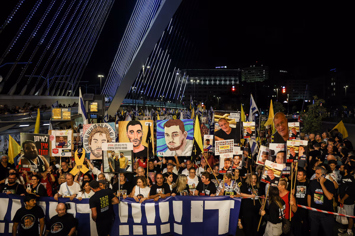 Des milliers d’Israéliens appellent Trump à mettre fin à la guerre de Gaza et à sauver les otages @AP