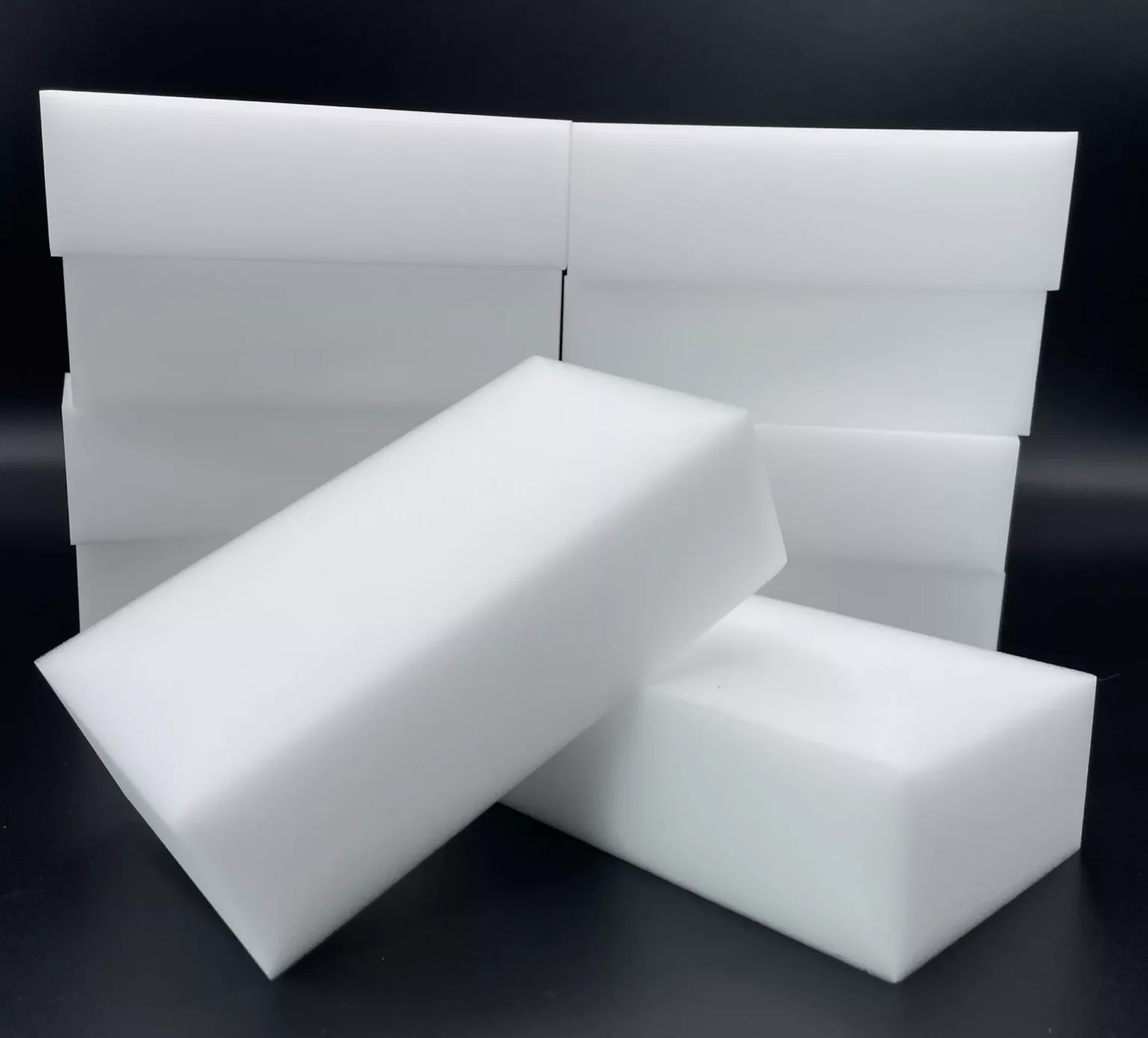 Éponges en mélamine - l’inquiétante vague de microplastiques qui pousse à les abandonner @wikipedia commons