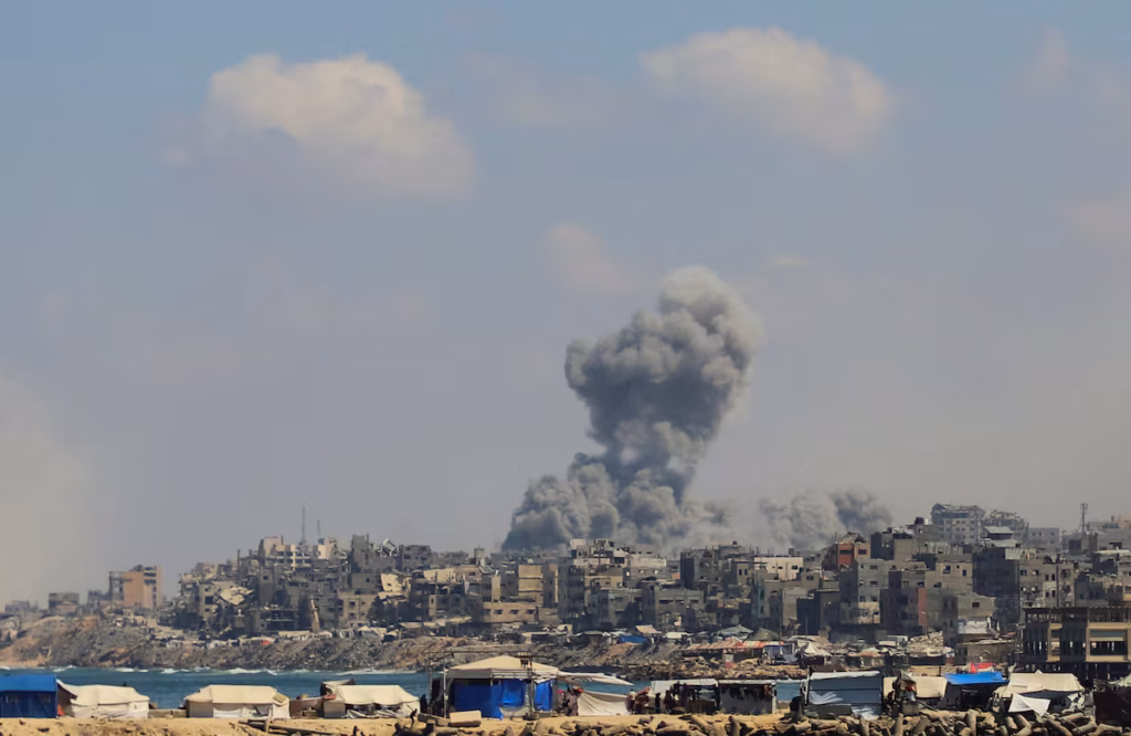 Gaza plongée dans le silence des télécommunications alors que les chars israéliens avancent @AP