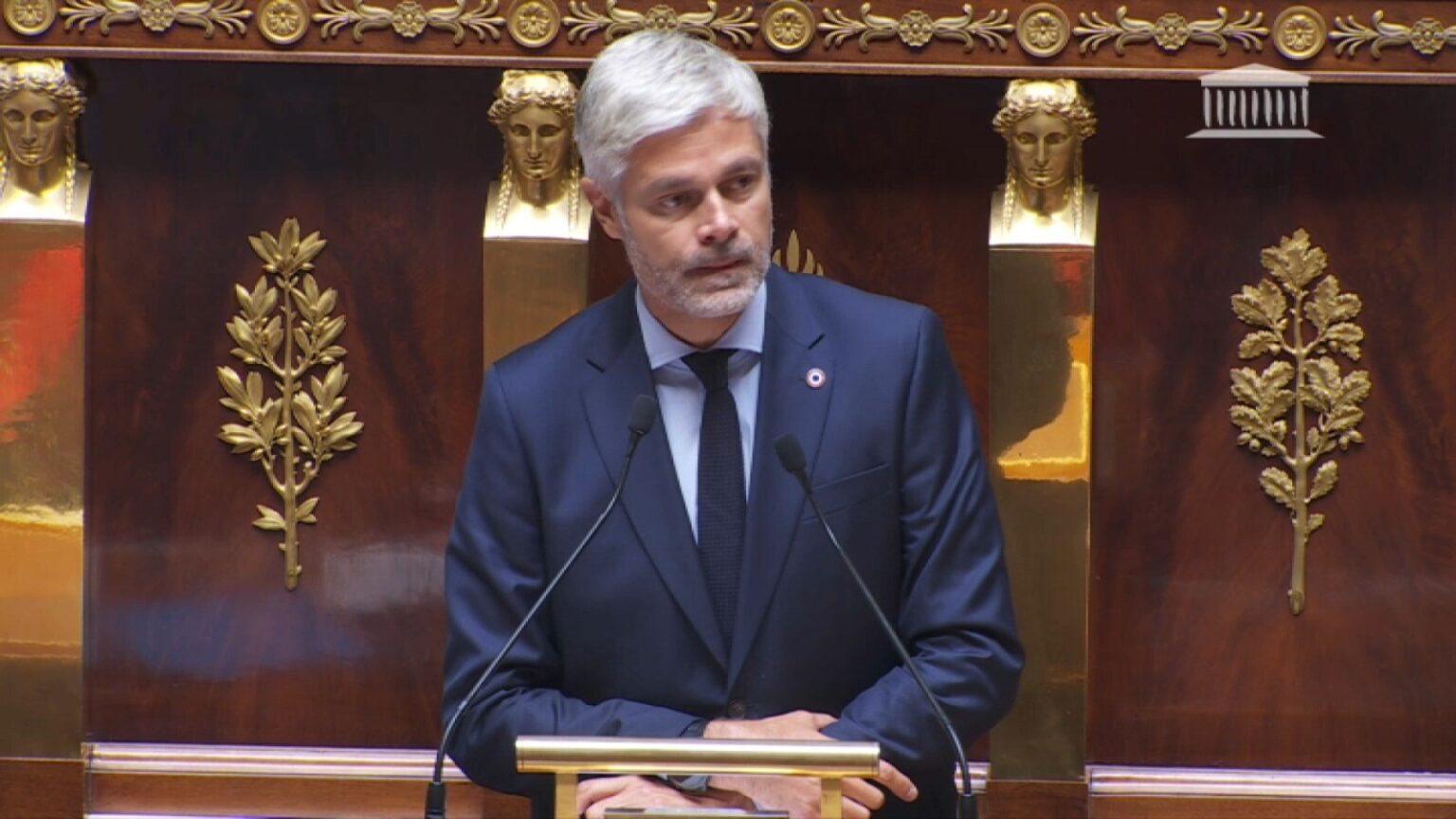 VOTE DE CONFIANCE : Wauquiez dénonce le « chaos Mélenchon » et l’instabilité politique