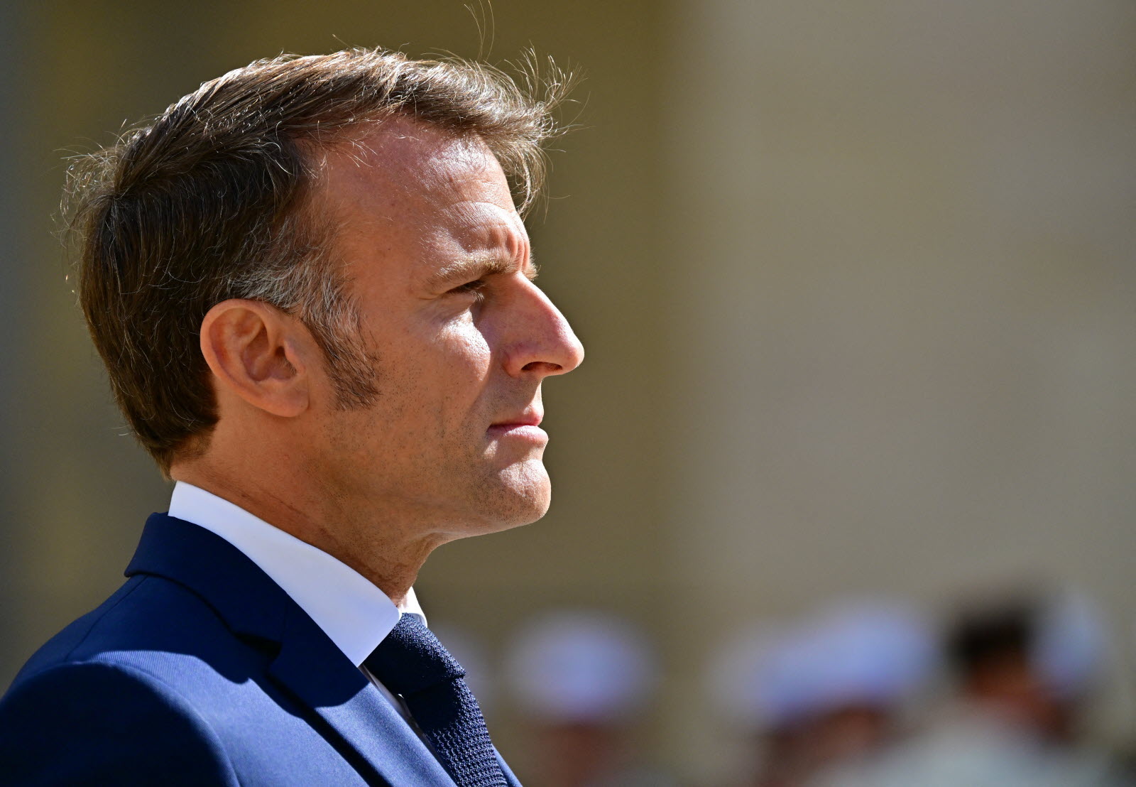 Macron « prend acte » de la chute de François Bayrou et nommera son successeur « dans les tout prochains jours »