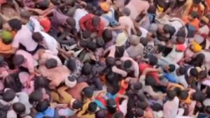 Inde - au moins 39 morts et 51 blessés dans une bousculade lors d’un rassemblement de l’acteur et homme politique Vijay