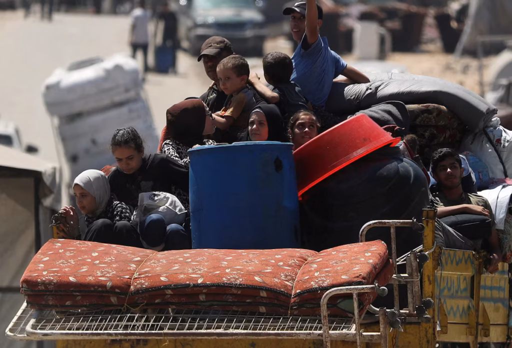 Israël enfonce ses blindés dans Gaza-ville alors que l’offensive fait au moins 19 morts @AP