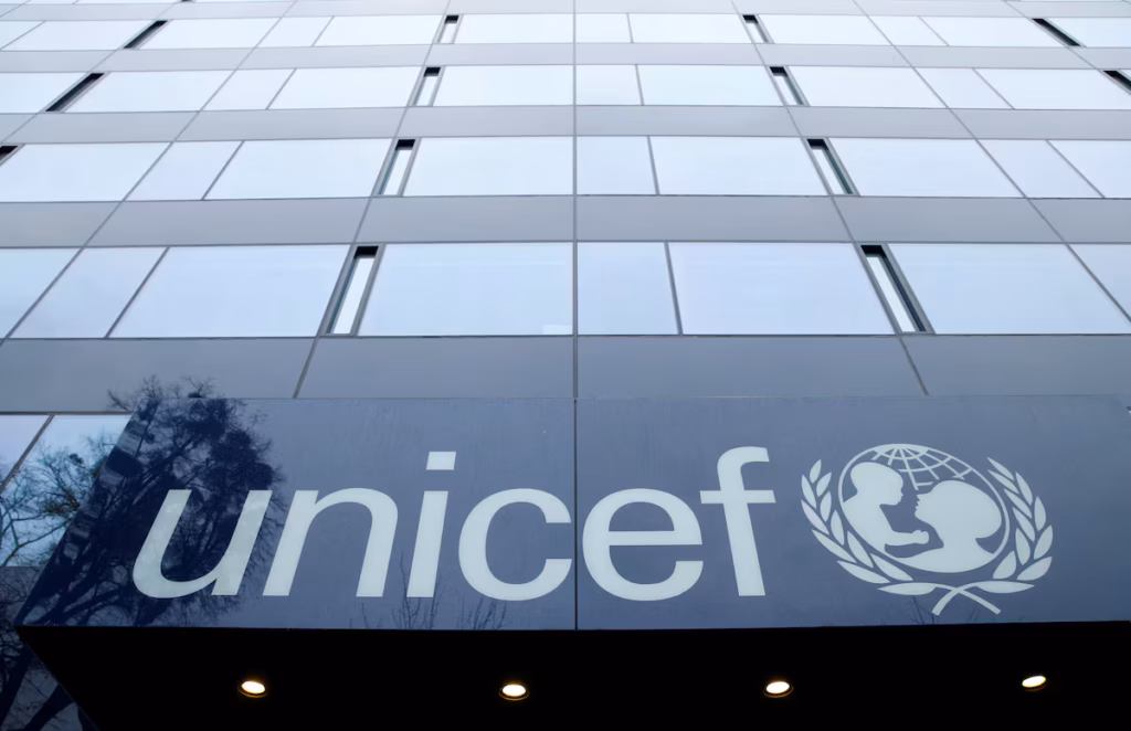 L’UNICEF alerte - l’obésité dépasse désormais l’insuffisance pondérale chez les enfants et adolescents dans le monde @AP