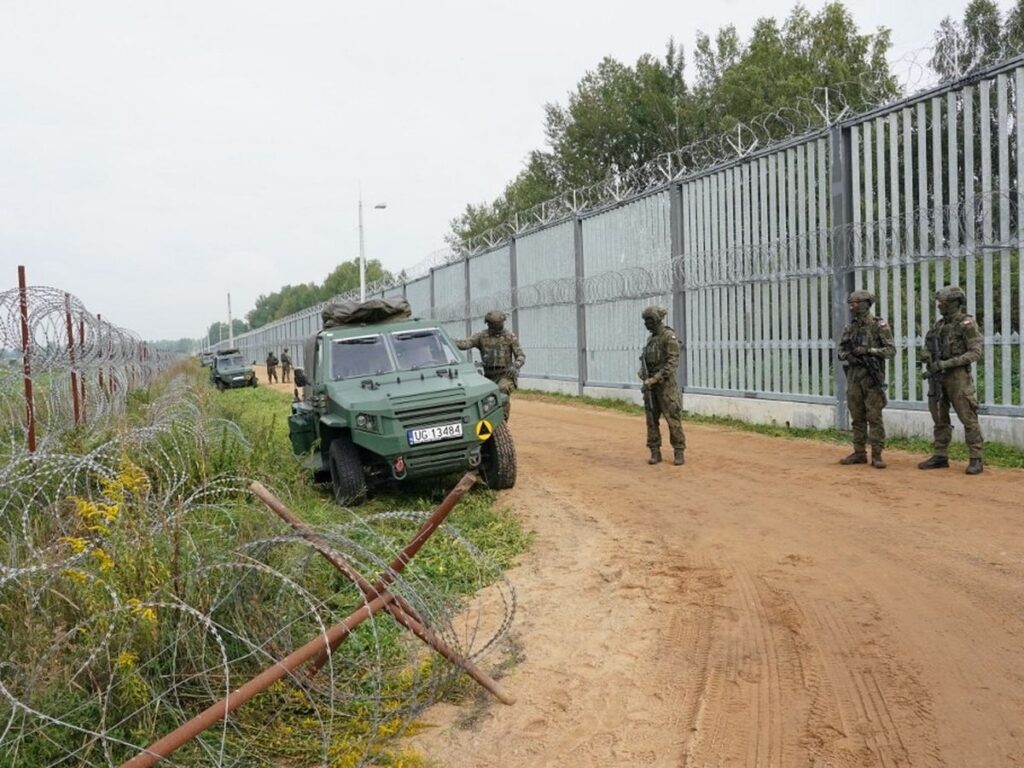 La Russie et la Biélorussie lancent de vastes manœuvres militaires près de la frontière polonaise