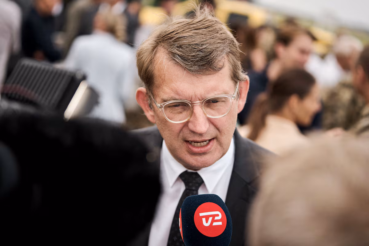 Le Danemark accueillera une production ukrainienne de carburant pour missiles longue portée @AP