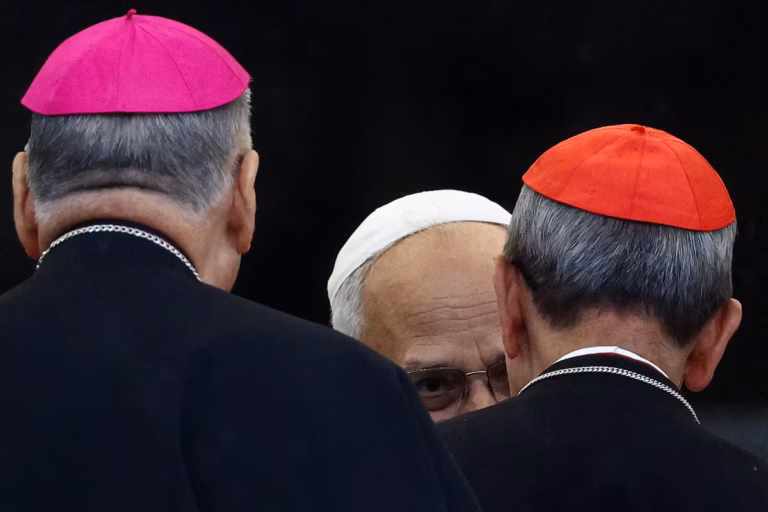 Le pape Léon XIV nomme un archevêque italien à la tête d’un puissant dicastère du Vatican @AP