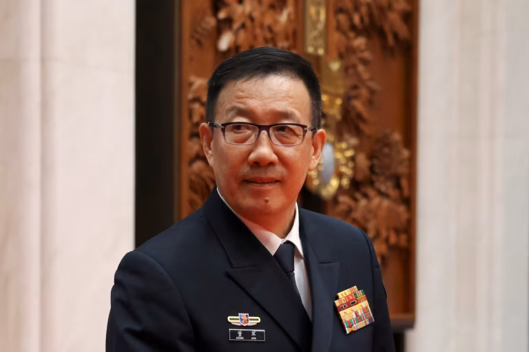 Pékin et Washington renouent le dialogue militaire au plus haut niveau @AP