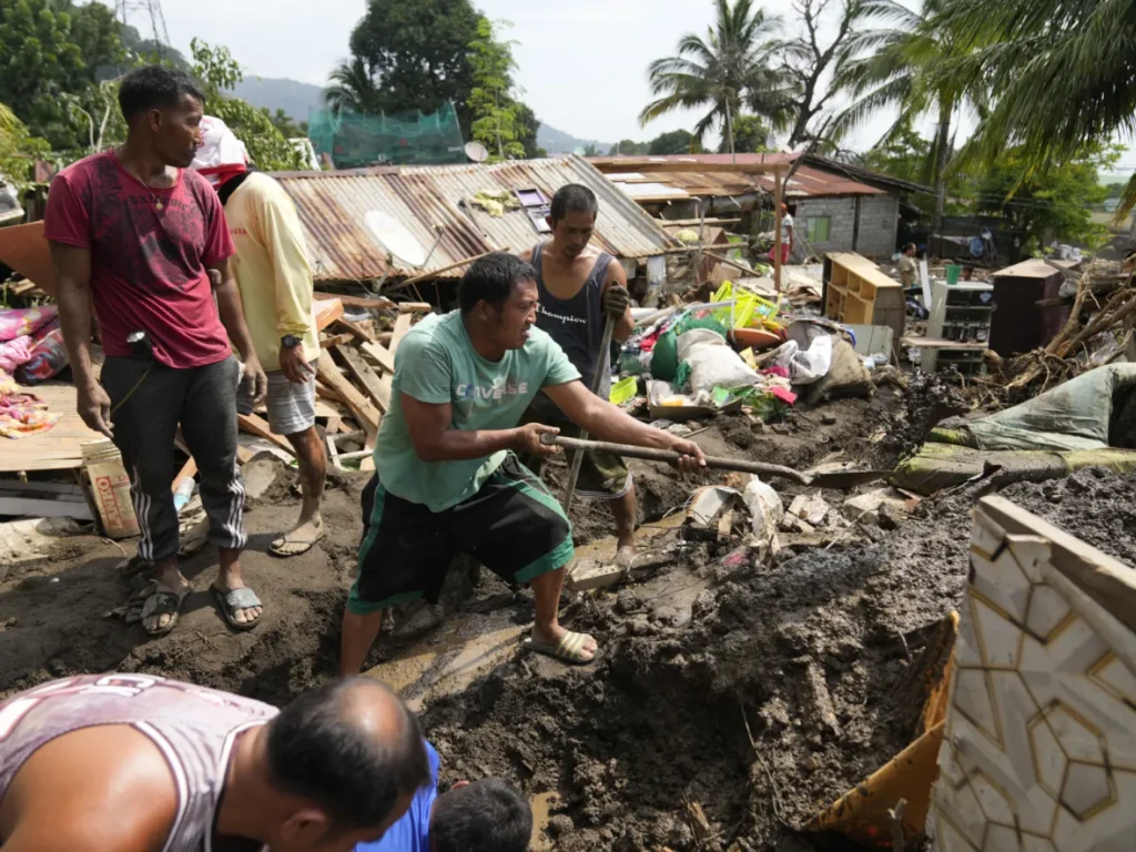 Philippines : au moins trois morts après le passage de la tempête tropicale Bualoi