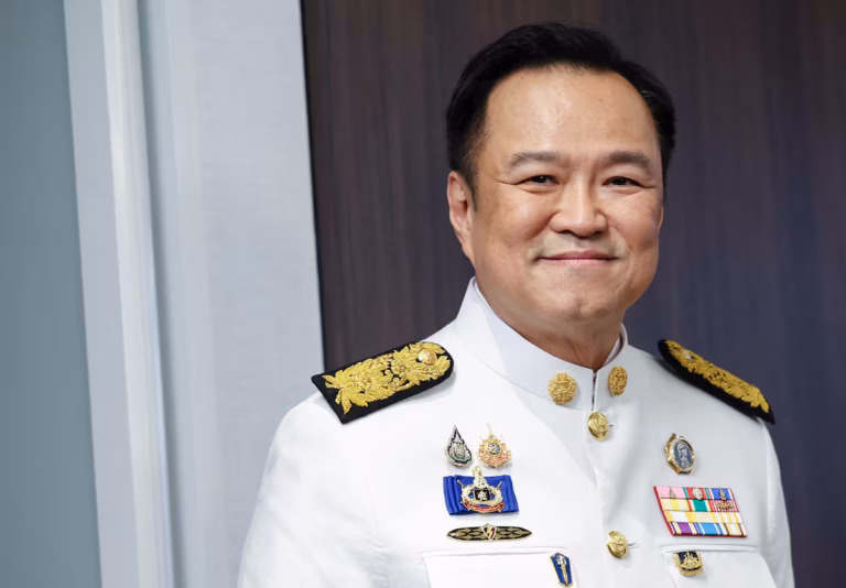 Thaïlande - le roi approuve la composition du nouveau gouvernement du Premier ministre Anutin Charnvirakul @AP