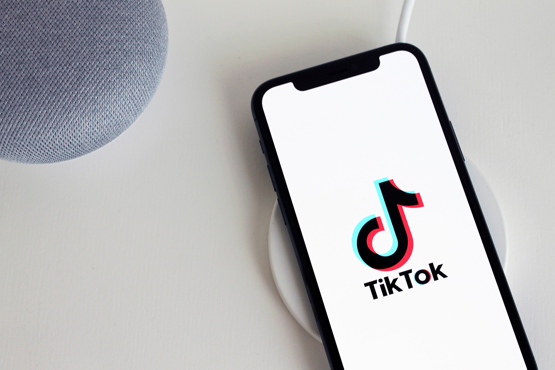 Trump signe un décret officialisant la vente de TikTok US, valorisée à 14 milliards de dollars @plann