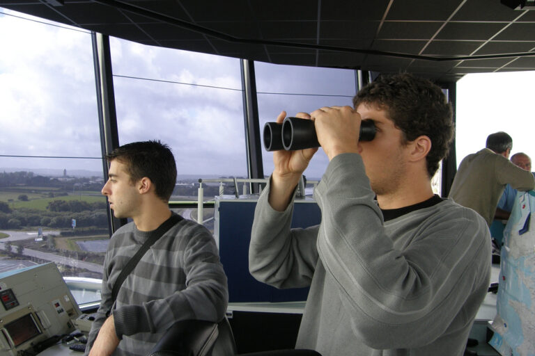 Contrôleurs aériens : la pointeuse biométrique bientôt obligatoire (Image : Flickr)