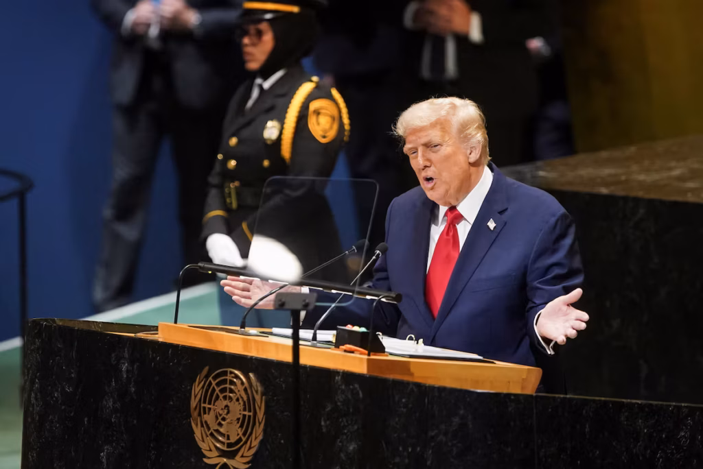 Trump menace les trafiquants de drogue - « Nous vous ferons disparaître » @AP