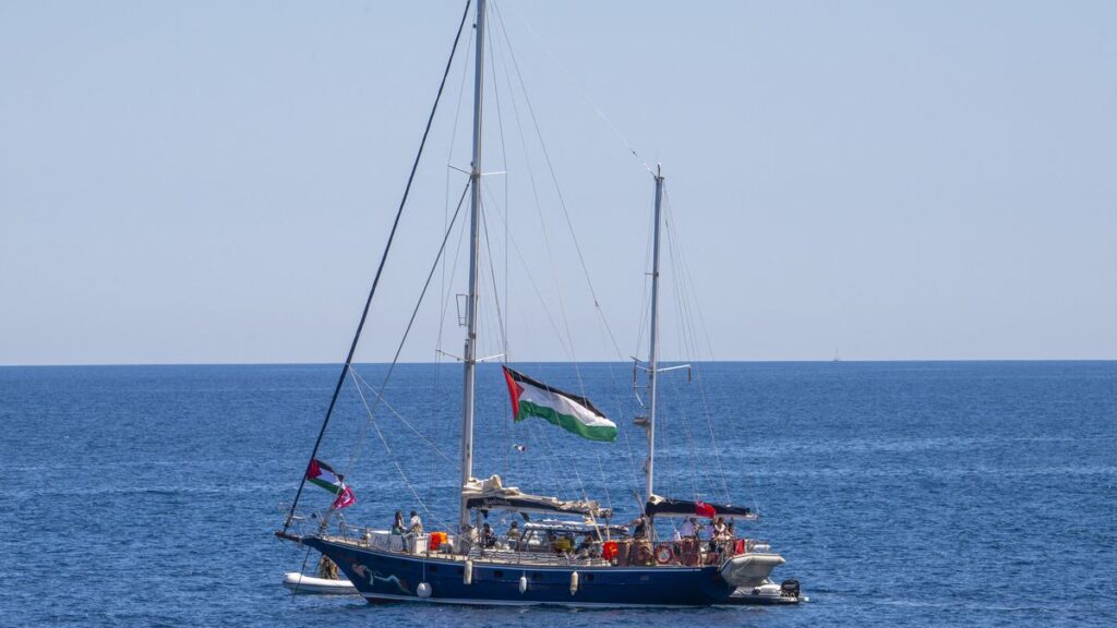Tunisie - un bateau de la « Flottille pour Gaza » endommagé, polémique autour d’une attaque de drone @AP