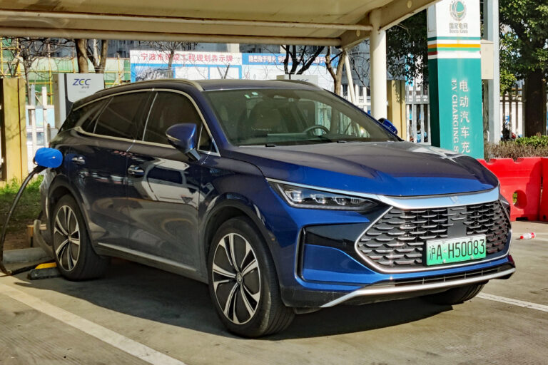 Voitures électriques - le chinois BYD lancera sa production en Hongrie d’ici fin 2025 @wikipedia commons