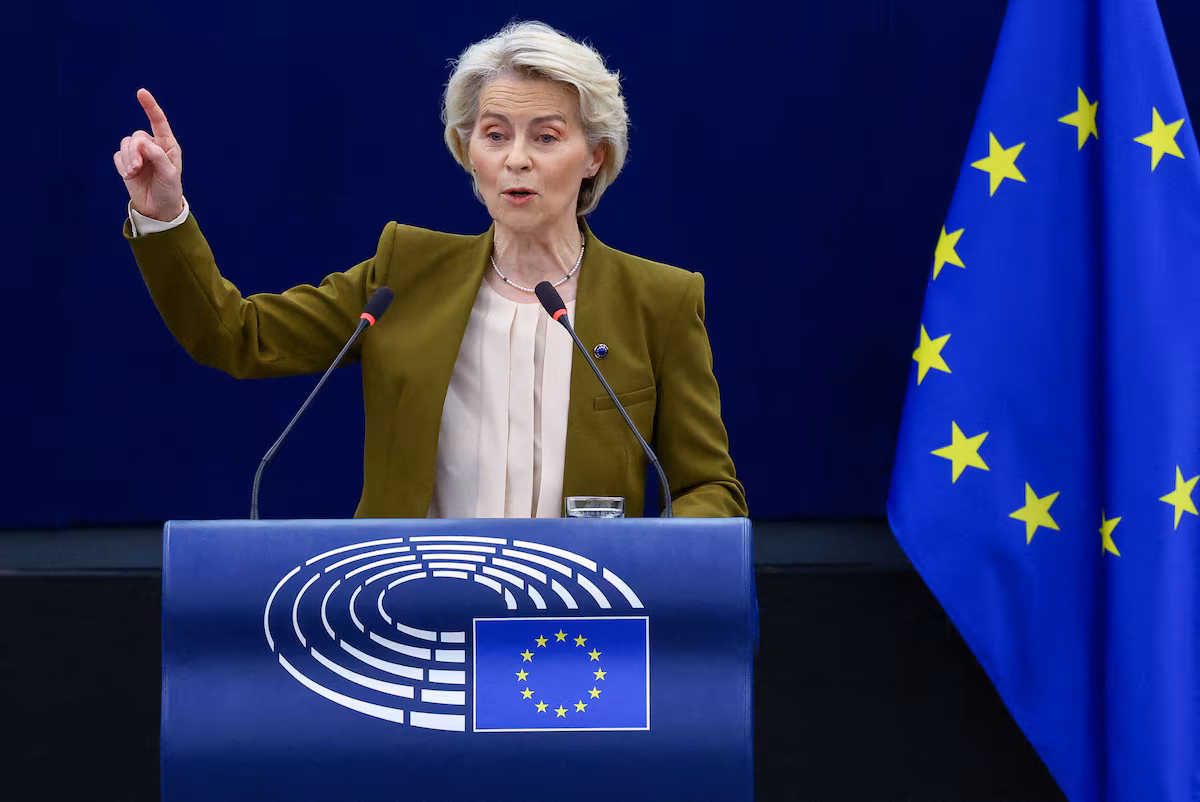 Von der Leyen appelle à renforcer les accords commerciaux pour réduire la dépendance de l’UE aux États-Unis @AP