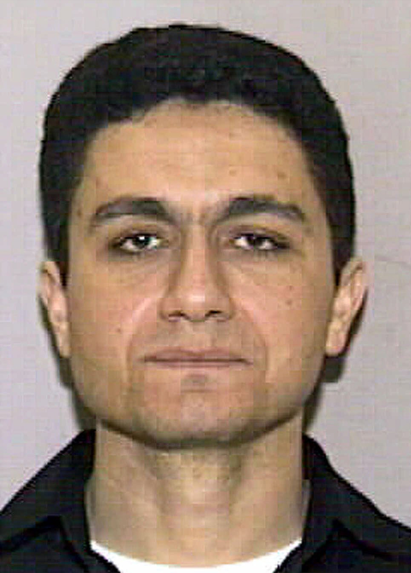 File - Mohamed Atta, Auf Einem Undatierten Foto Herausgegeben Von Der &Quot;State Of Florida Division Of Motor Vehicles&Quot;. Der Innensenator Von Hamburg Christoph Ahlhaus (Cdu) Hat Am Montag, 9. August 2010, Den Deutsch-Arabischen Kulturverein &Quot;Taiba&Quot; Verboten. Auch Die Ehemalige Al-Quds-Moschee Wurde Sofort Geschlossen, Sie Heisst Inzwischen Taiba-Moschee Und Wurde Von Dem Verein Getragen. In Der Damaligen Hamburger Al-Quds-Moschee Beteten Mitglieder Der Gruppe Um Den Spaeteren Todespiloten Mohammed Atta Regelmaesssig. Atta Und Seine Komplizen Hatten Am 11. September 2001 In Den Usa Zwei Flugzeuge Entfuehrt Und In Die Beiden Tuerme Des World Trade Centers Gesteuert. Der Anschlag Mit Fast 3.000 Toten Gilt Bis Heute Als Das Schlimmste Attentat Der Al Kaida. (Ap Photo/File) File - Mohamed Atta Is Seen In A State Of Florida Division Of Motor Vehicles Photograph. In Mid-August, 2001 Atta Settled On The Date Of The Sept. 11 Terrorist Attacks, Choosing A Week When Congress Would Be Back From Its Summer Break. Bin Laden Wanted To Strike The White House; Atta Preferred The Capitol As An Easier Target (State Of Florida Division Of Motor Vehicles Via Ap) Cdu