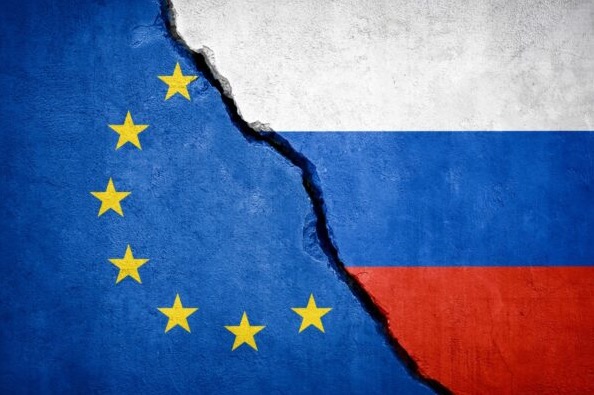 L’Union Européenne prolonge ses sanctions contre la Russie et prépare une nouvelle salve