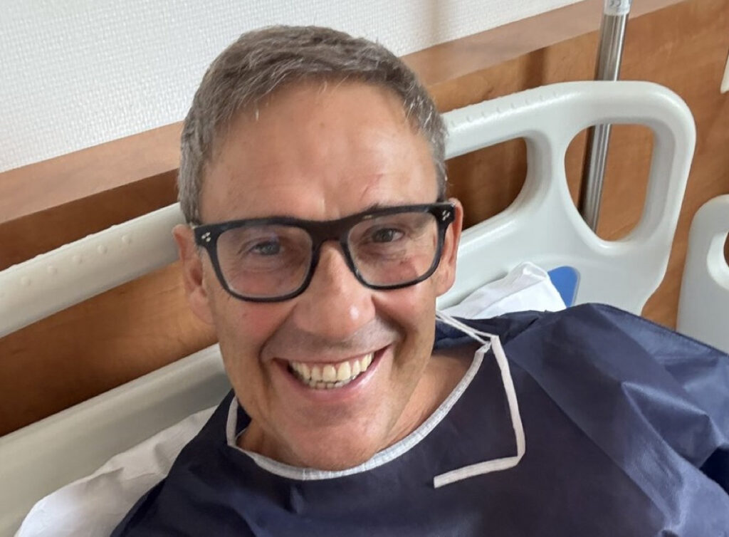 «Prêt à passer sur le billard!» Julien Courbet annonce son hospitalisation. (X/Julien Courbet)