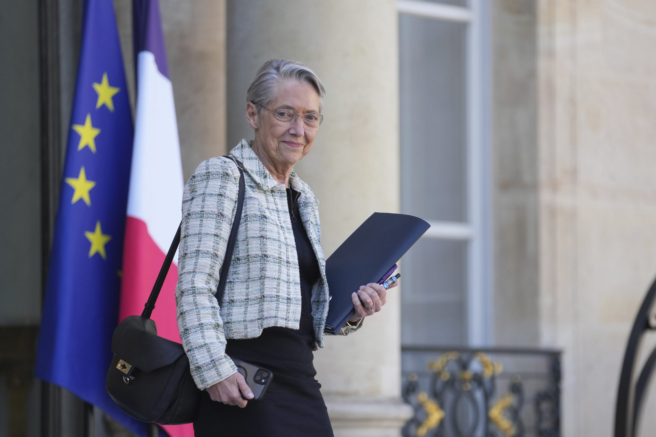 INFO ENTREVUE - Elisabeth Borne écartée du gouvernement Lecornu 2