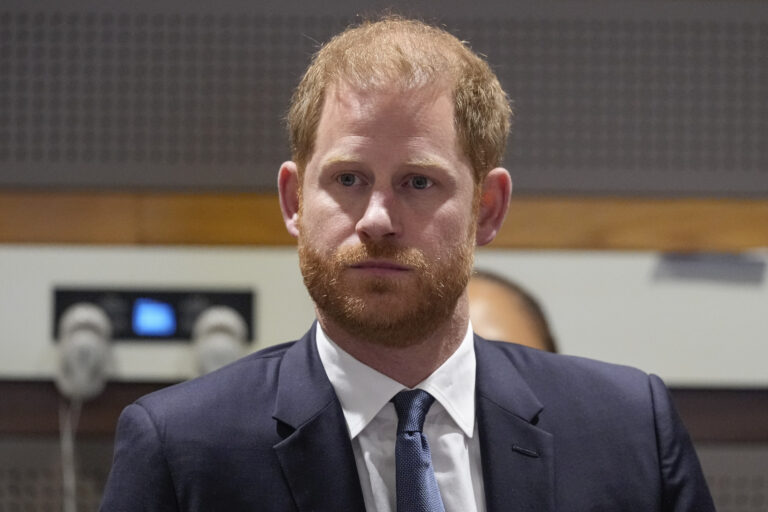 Le prince Harry accuse le Daily Mail d'avoir espionné la fête d'anniversaire du prince William