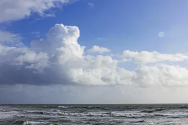 Météo du jeudi 16 octobre : un nord toujours sous les nuages, la douceur persiste au sud