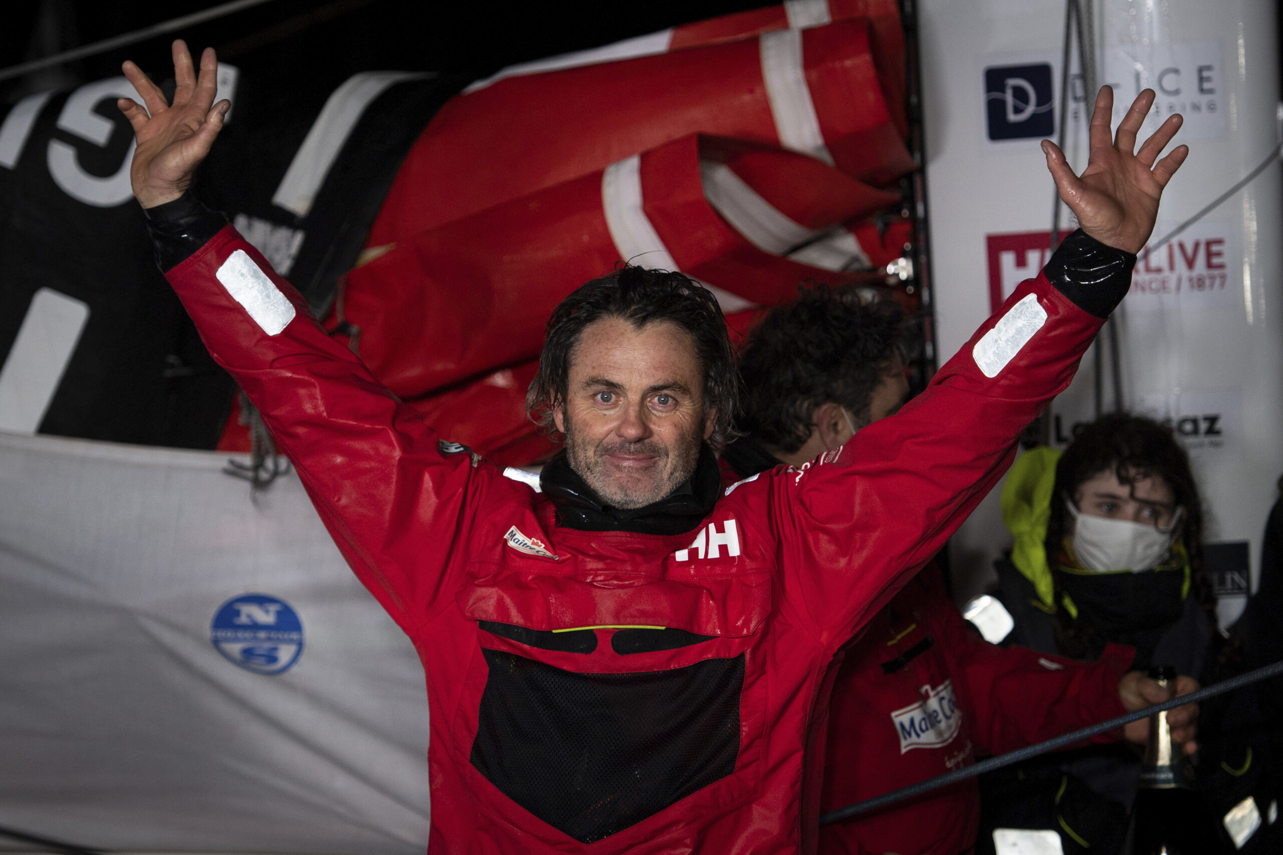Charlie Dalin, vainqueur du dernier Vendée Globe, révèle avoir gagné la course en étant atteint d'un cancer