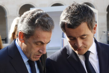 Gérald Darmanin a rendu visite à Nicolas Sarkozy à la prison de la Santé. (AP)