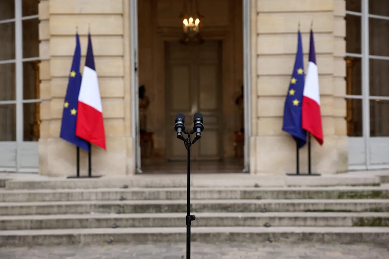 Macron veut un gouvernement ce soir, l’annonce des noms des ministres dans quelques minutes