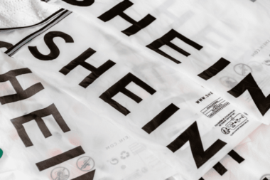 Shein éclaboussée par un nouveau scandale : des armes interdites vendues sur sa plateforme