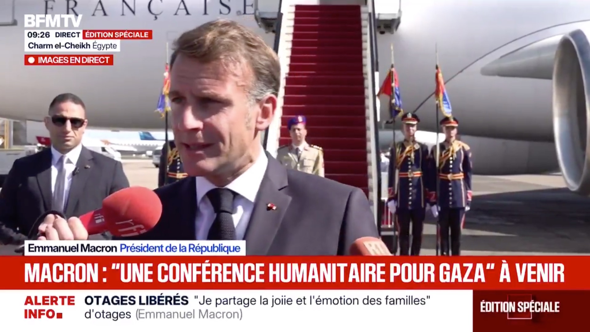 Emmanuel Macron se réjouit de libération des otages: "Je partage la joie et les émotions de tant de familles qui vont retrouver leurs enfants."