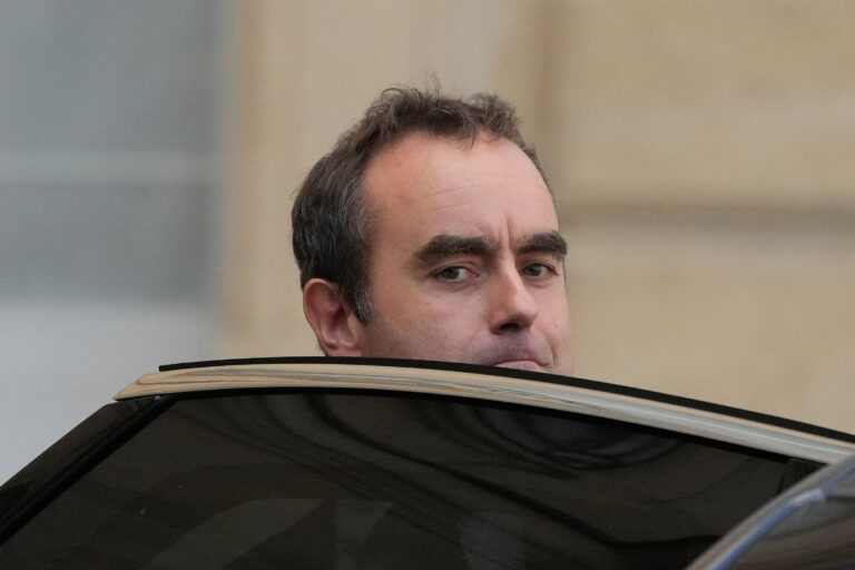 Polémique - Les parents de Sébastien Lecornu placés sous protection policière permanente, alors que le Premier ministre a supprimé les protections des anciens chefs du gouvernement