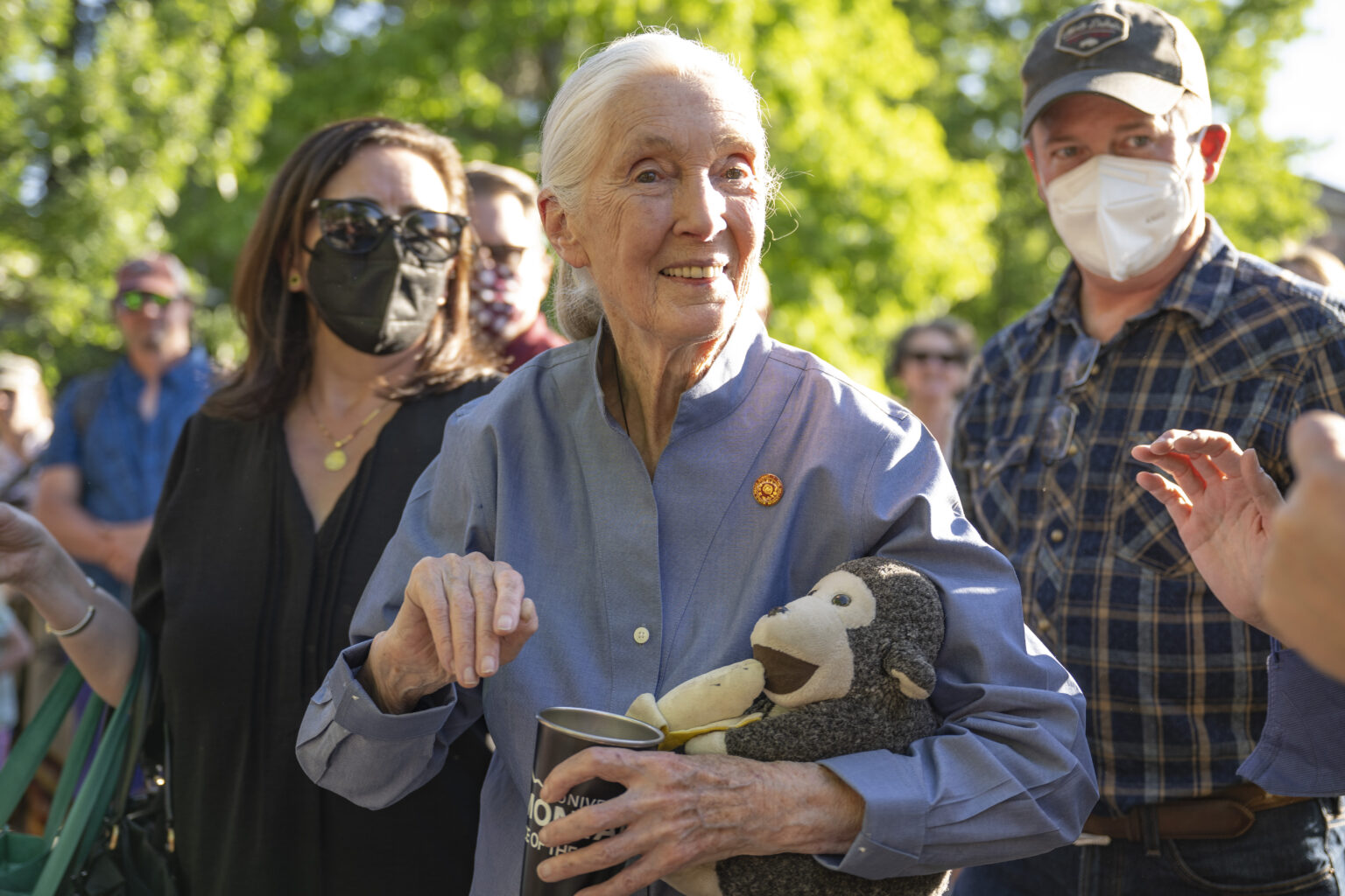 Jane Goodall, icône des chimpanzés, s’éteint à 91 ans. (AP/Tommy Martino)