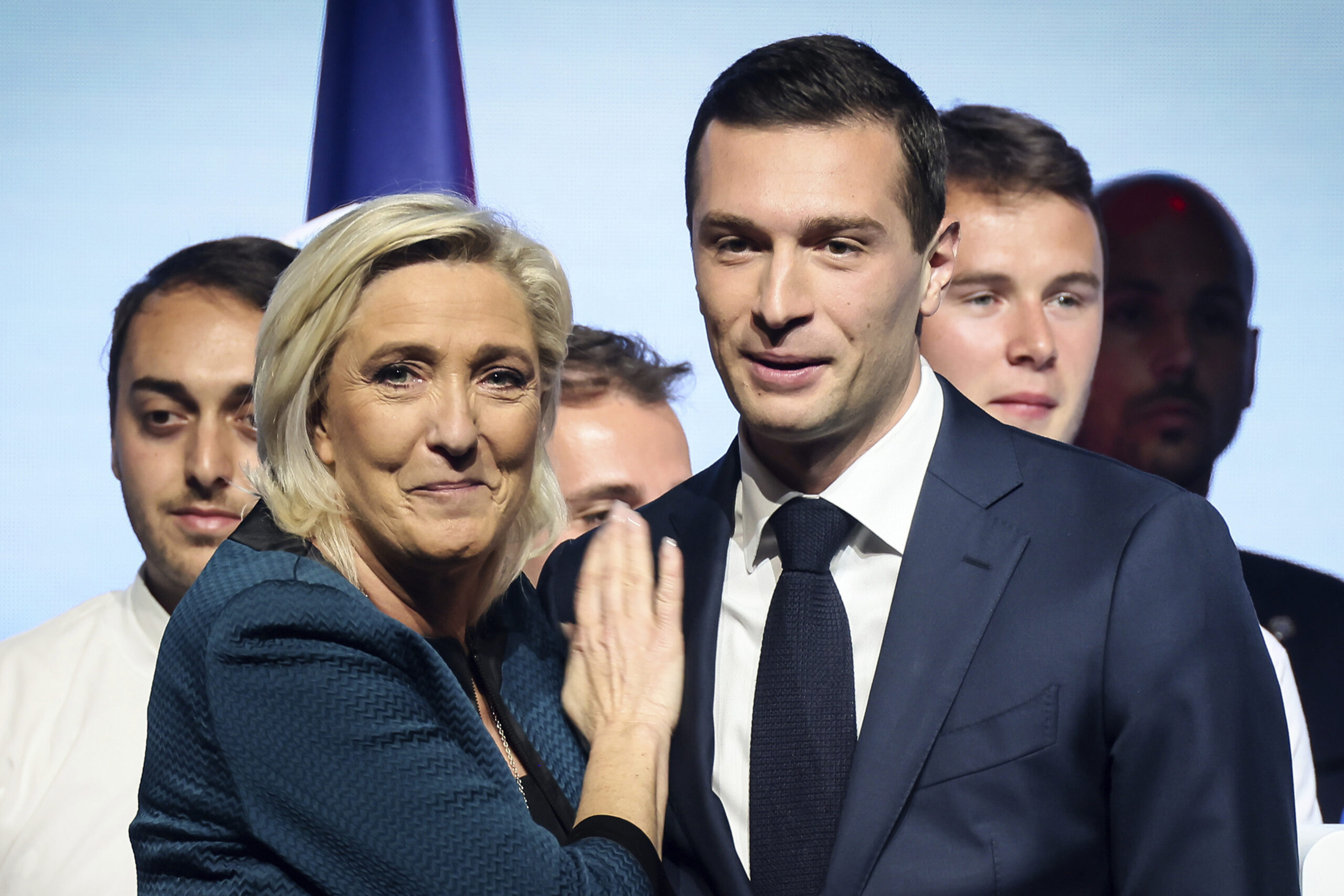 Démission du gouvernement : Bardella réclame une dissolution, Le Pen fustige une “actualité politique d’une insondable médiocrité”(AP Photo/Thomas Padilla, File)