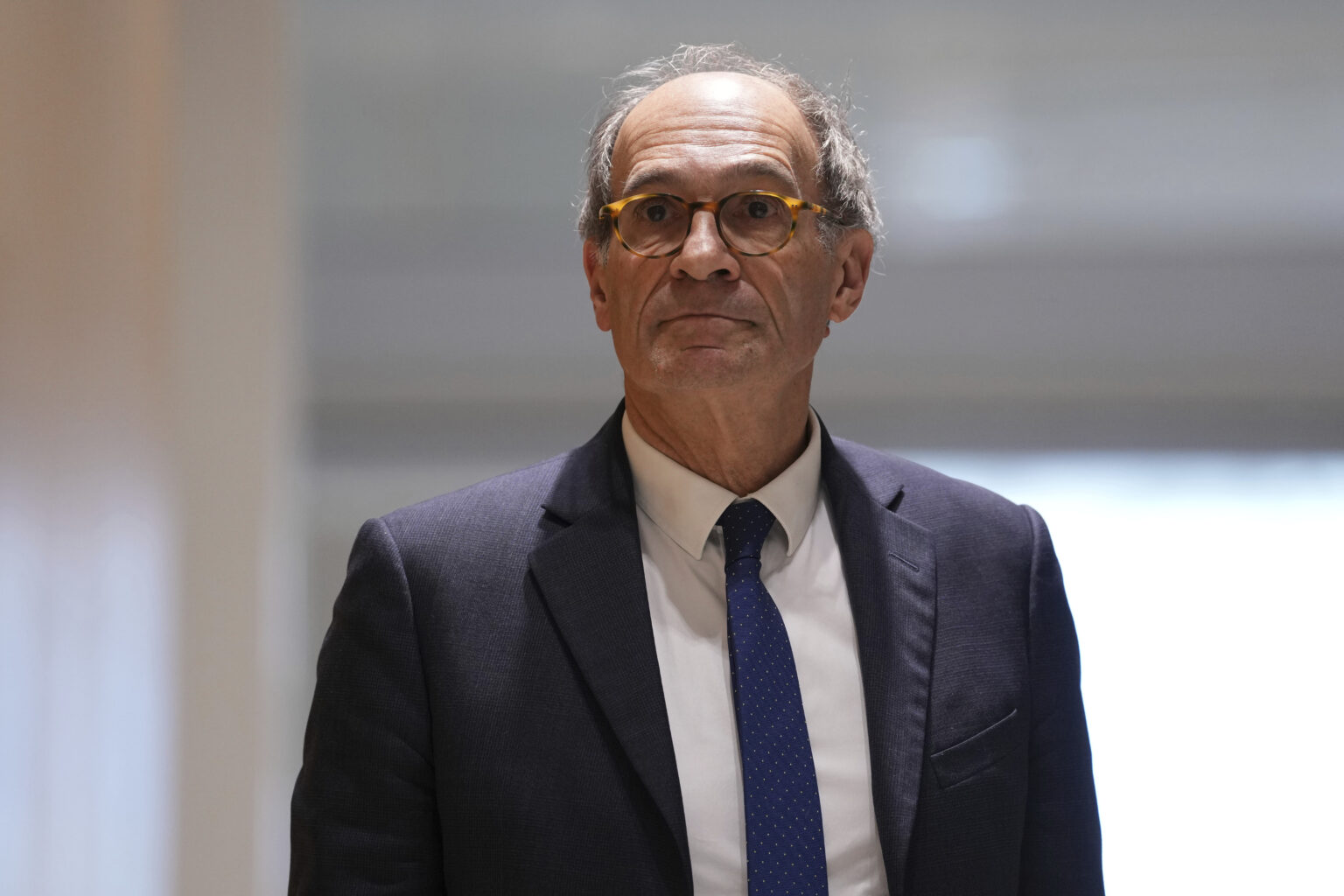 Gouvernement Lecornu : à peine relaxé dans l’affaire Sarkozy-Lybie, Éric Woerth devient ministre de l’Aménagement du territoire (AP Photo/Aurelien Morissard)