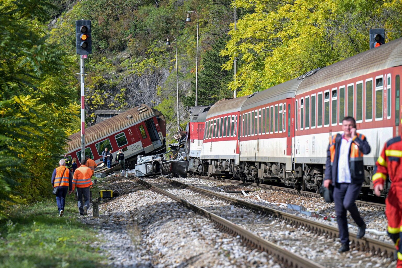Collision entre deux trains en Slovaquie : au moins 66 blessés, aucun mort signalé
