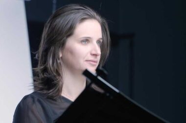 Biathlon : la double peine de Julia Simon après sa condamnation