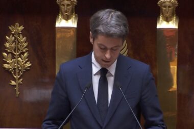 "Nous voulons que le gouvernement réussisse", affirme Gabriel Attal en appelant au compromis budgétaire